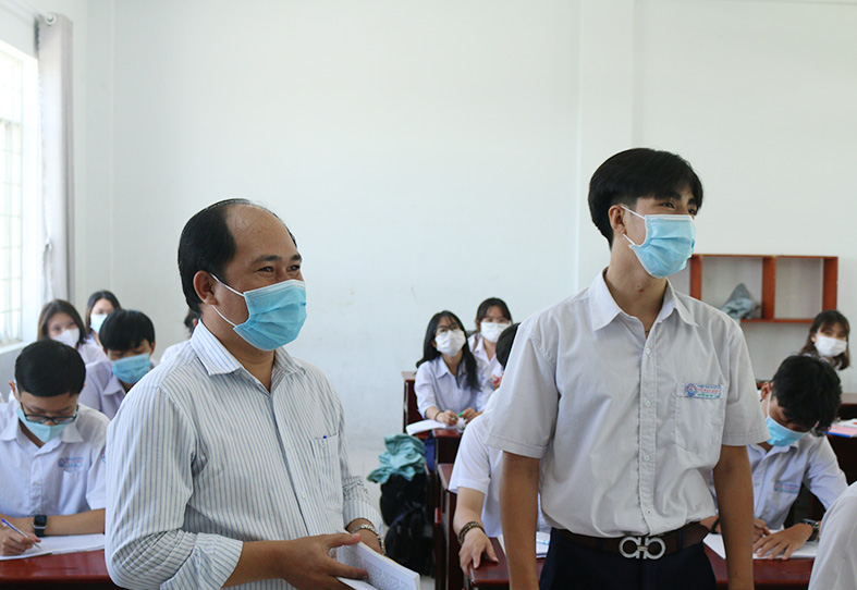 Kiên Giang sẵn sàng ứng phó dịch COVID-19, đảm bảo an toàn kỳ thi tốt nghiệp trung học phổ thông 